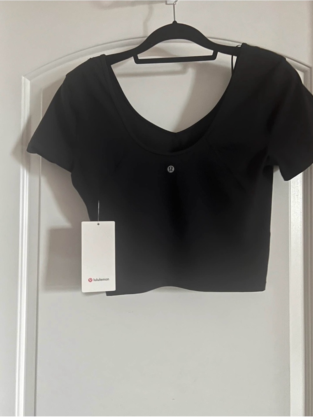 lululemon athletica Black Scoop-Neck Cropped Tee